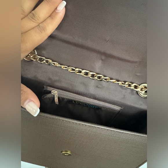 Crossbody from Limelight - Picture 7 of 8